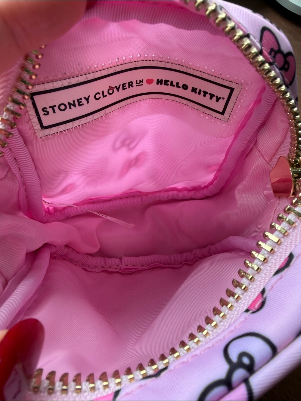 Stoney Clover Lane x Hello Kitty Bows Mini Pouch - Picture 15 of 16